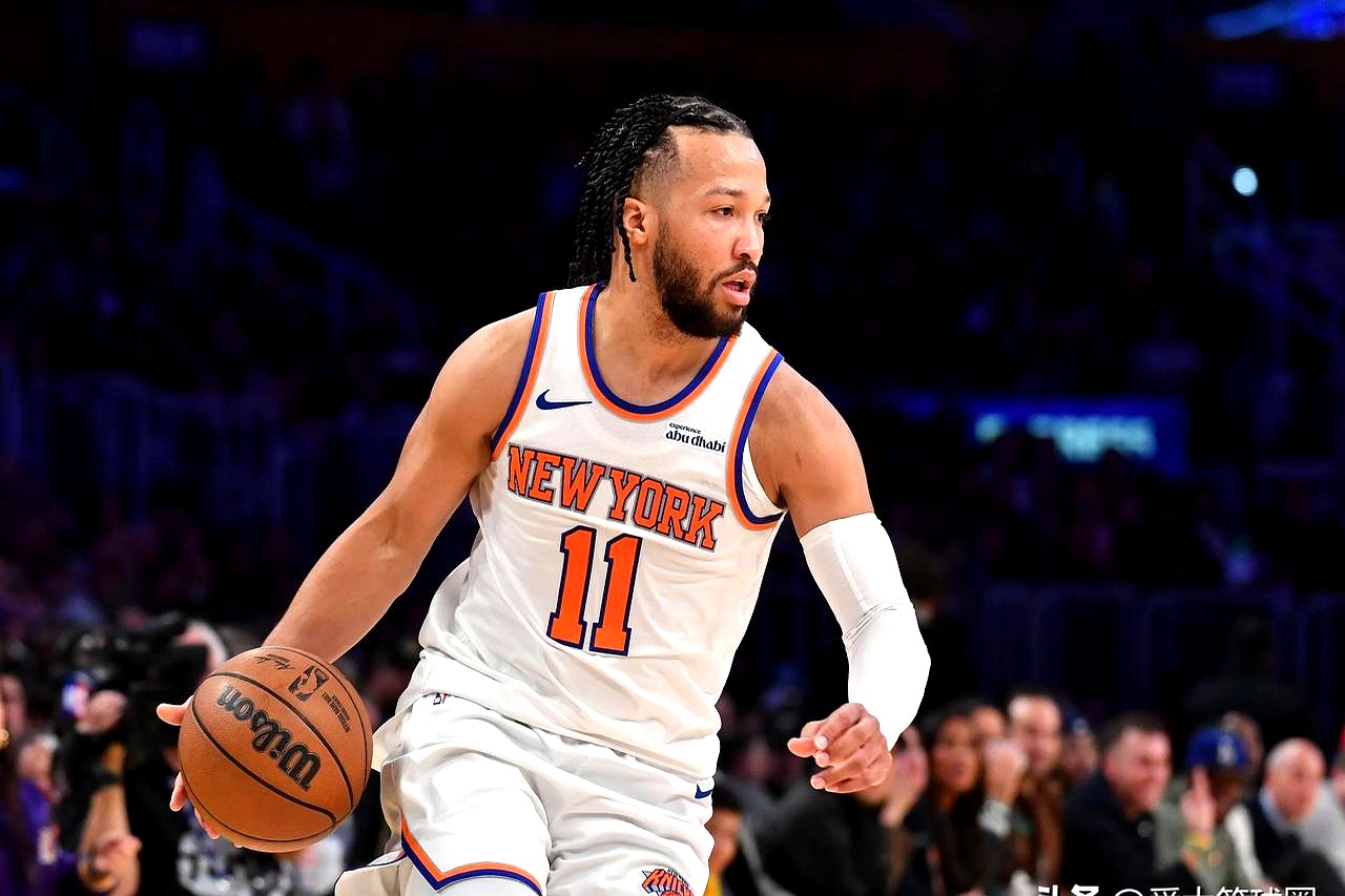 开云官网-关于阿斯顿维拉赛前扳平良机，志在NBA季后赛名次提升，球迷炸锅，医务组通报恢复的信息