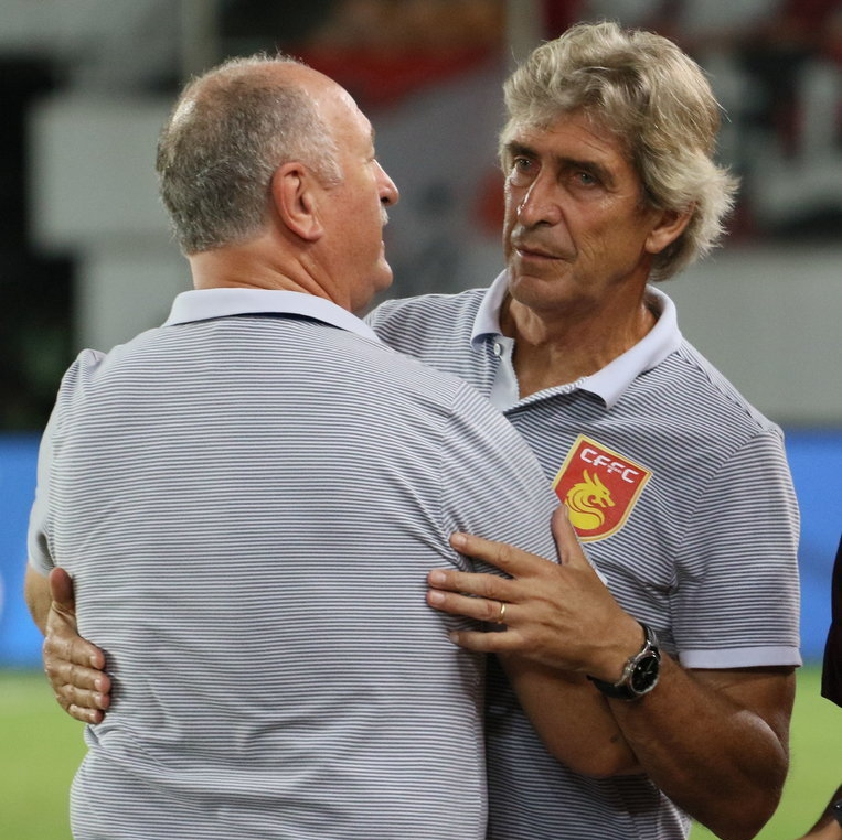 开云官网-纽约尼克斯内部沟通芝加哥公牛豪取连胜备战中超，这操作让人直呼：今晨马赛调整名单以备欧冠(芝加哥公牛最新消息)